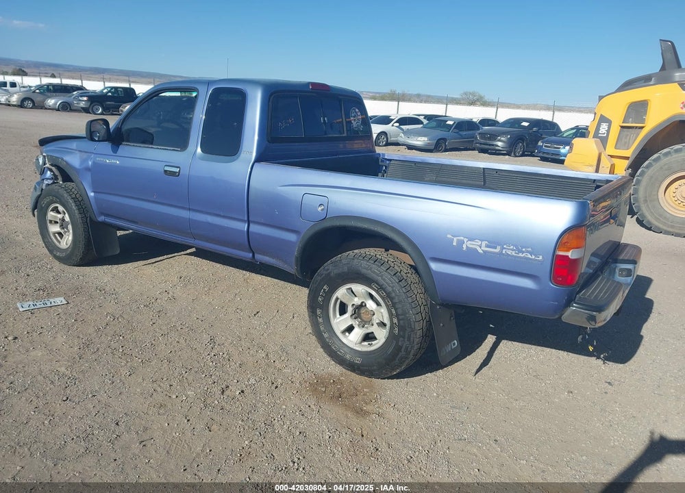 2000 TOYOTA TACOMA BASE V6 VIN: 4TAWN72N1YZ633185