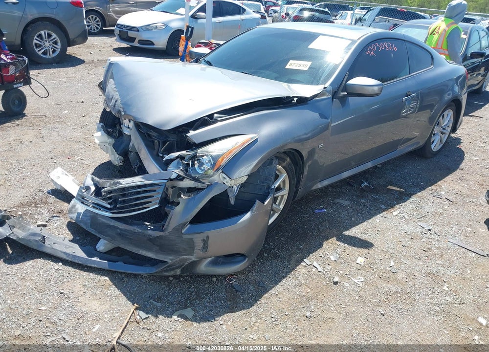 2014 INFINITI Q60 VIN: JN1CV6EK1EM111137