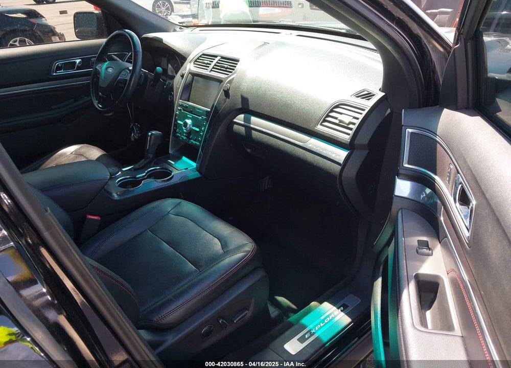 2016 FORD EXPLORER VIN: 1FM5K8GT6GGC84407