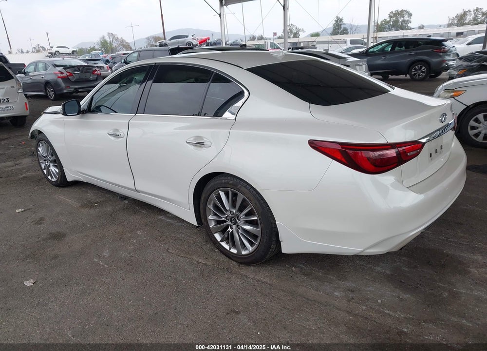 2018 INFINITI Q50 3.0T LUXE VIN: JN1EV7AP9JM354656