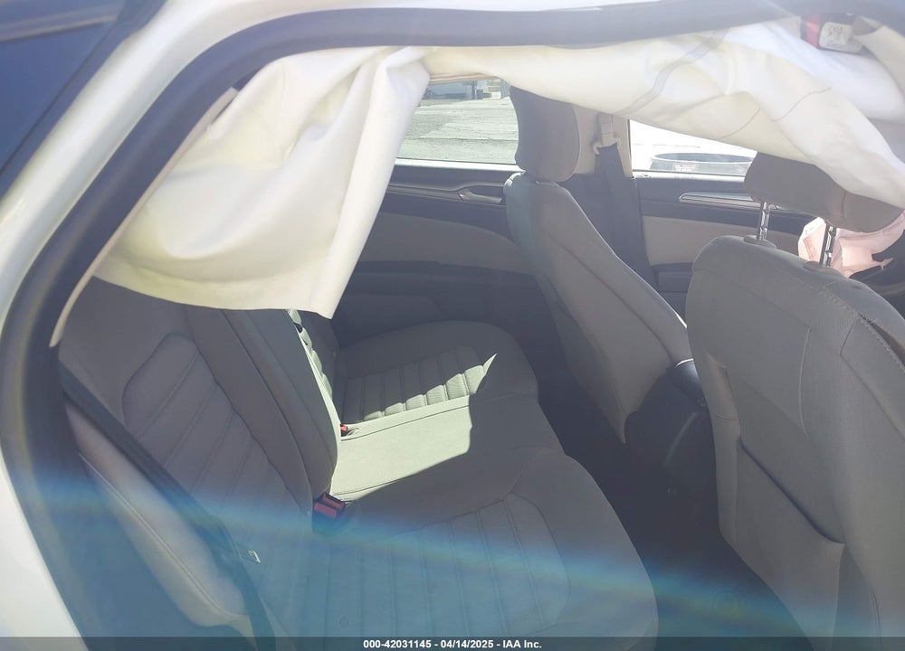 2019 FORD FUSION VIN: 3FA6P0G77KR218129
