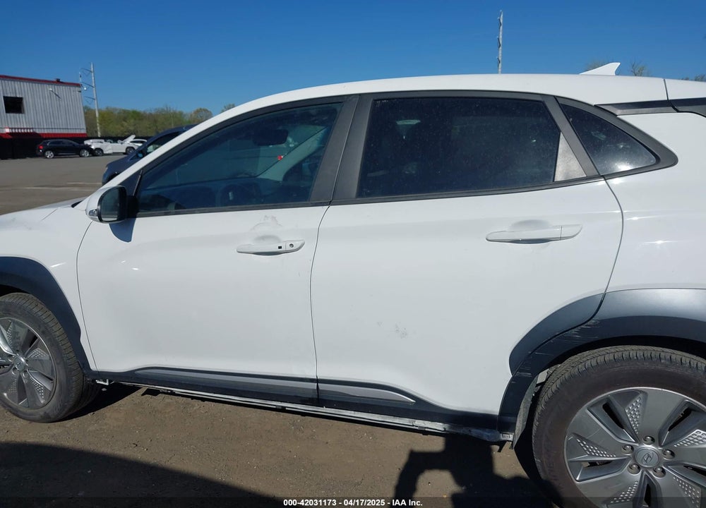 2021 HYUNDAI KONA ELECTRIC LIMITED VIN: KM8K33AG2MU134404