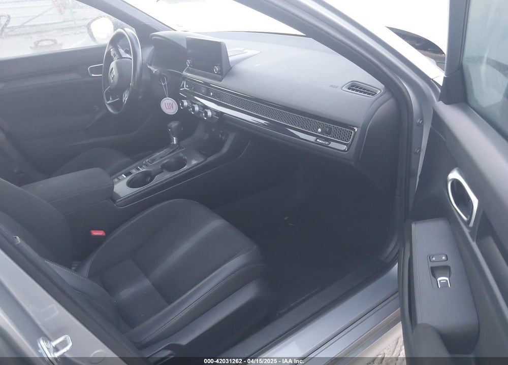 2022 HONDA CIVIC VIN: 2HGFE2F55NH515882
