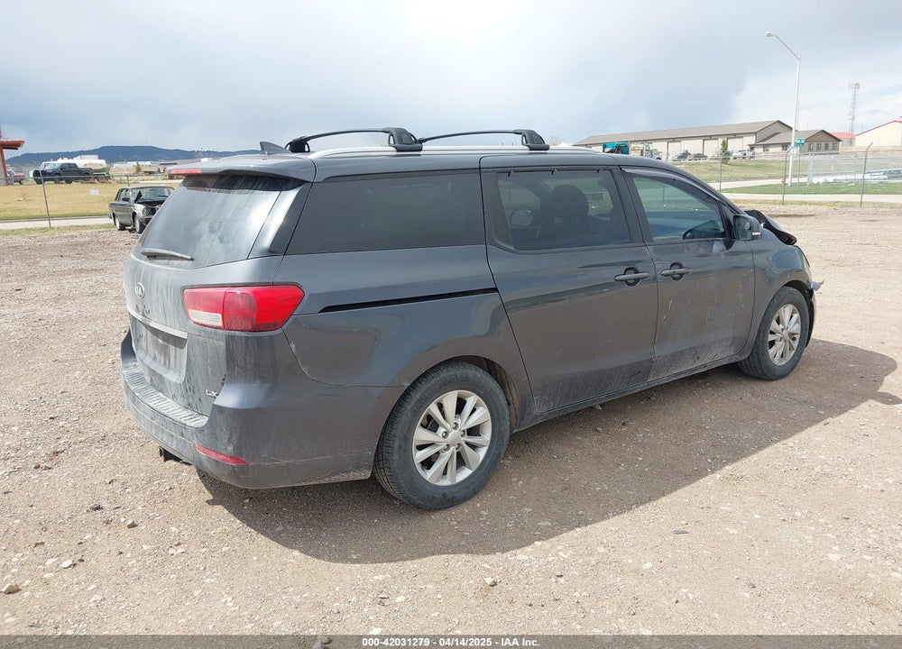 2017 KIA SEDONA LX VIN: KNDMB5C17H6253936