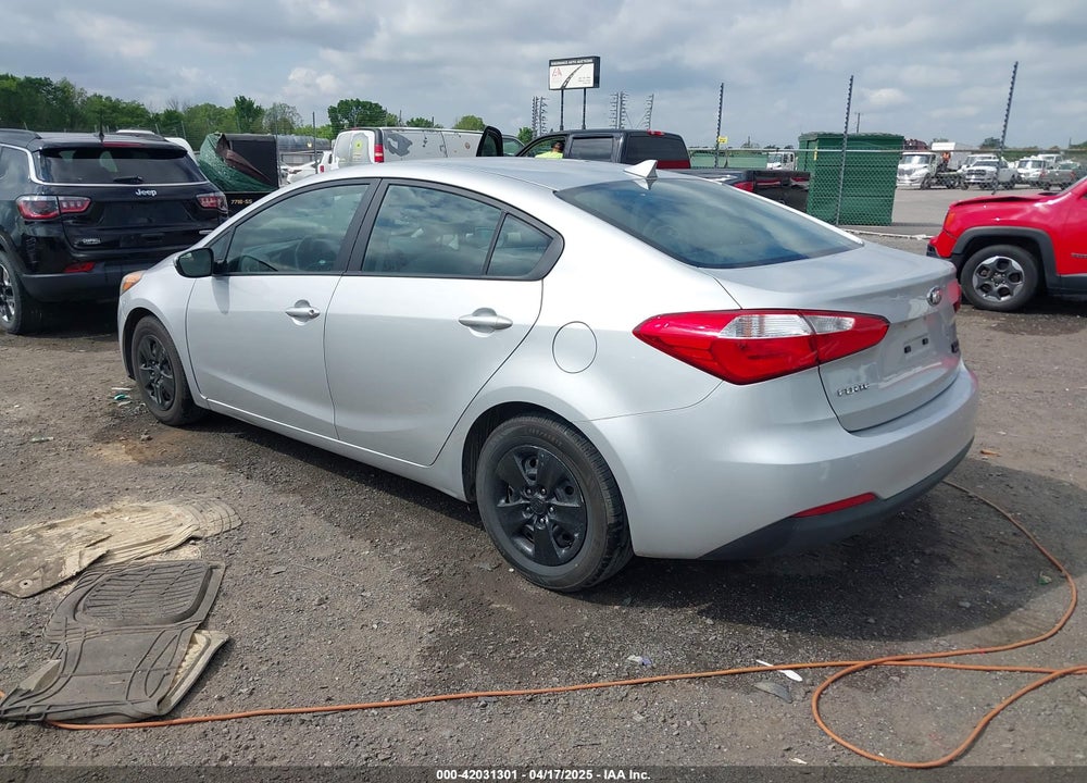 2015 KIA FORTE LX VIN: KNAFK4A65F5429268