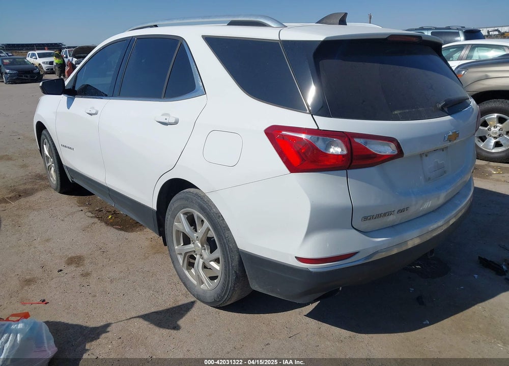 2018 CHEVROLET EQUINOX LT VIN: 2GNAXKEXXJ6267227