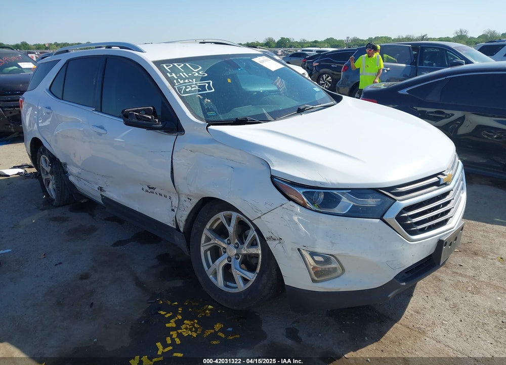 2018 CHEVROLET EQUINOX LT VIN: 2GNAXKEXXJ6267227