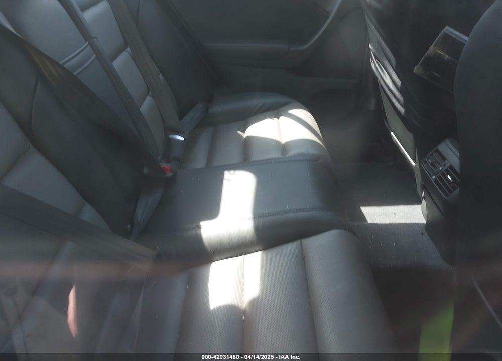 2008 ACURA TL TYPE S VIN: 19UUA76508A000064