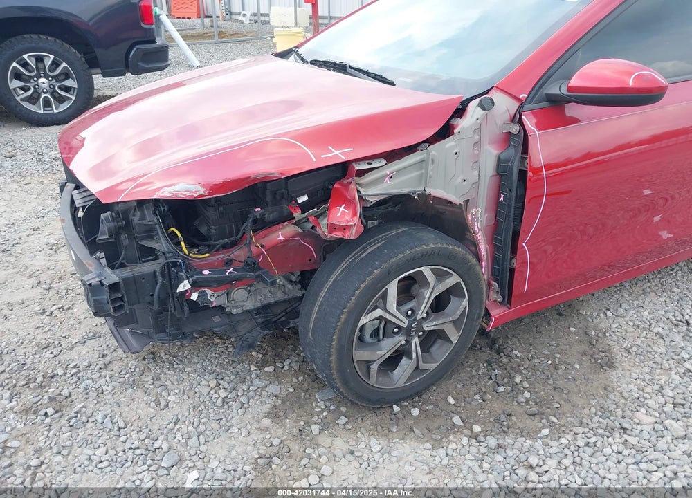 2021 KIA FORTE VIN: 3KPF24AD2ME361269