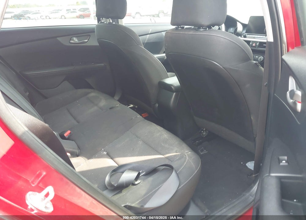 2021 KIA FORTE VIN: 3KPF24AD2ME361269