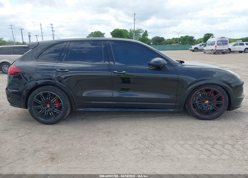 2014 PORSCHE CAYENNE GTS VIN: WP1AD2A25ELA71350