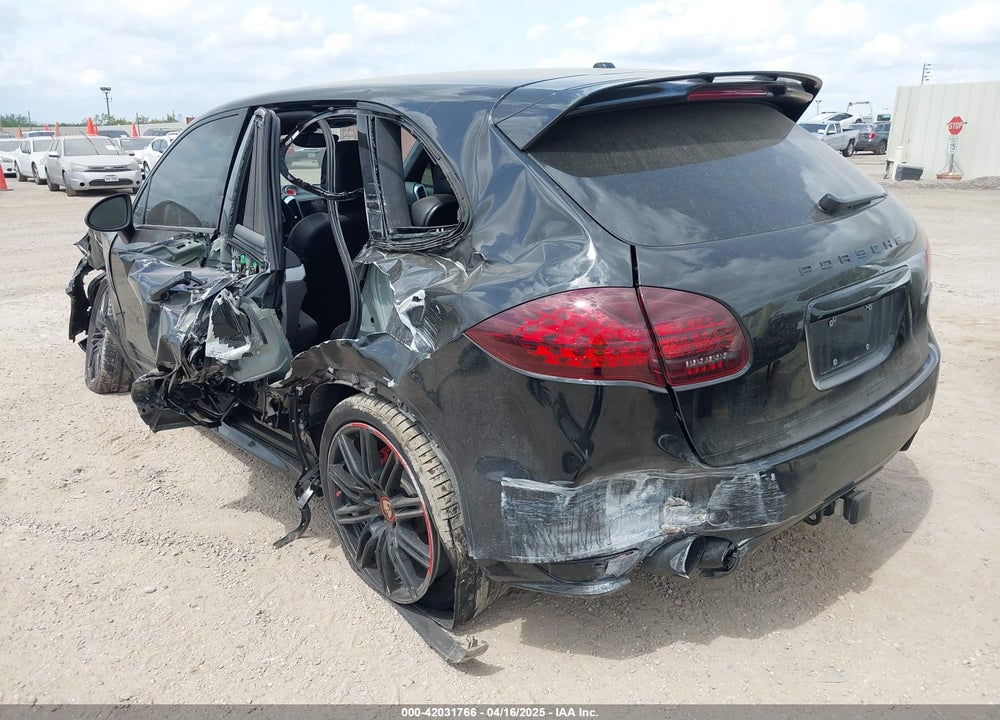 2014 PORSCHE CAYENNE GTS VIN: WP1AD2A25ELA71350
