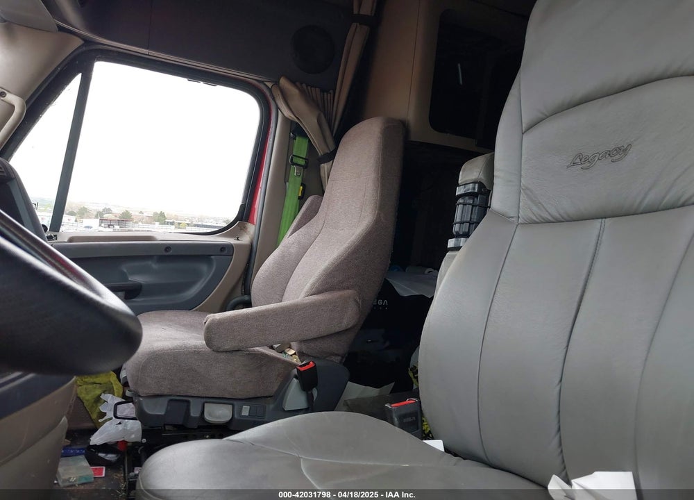 2016 FREIGHTLINER CASCADIA 125 VIN: 3AKJGLDR6GSGW7691