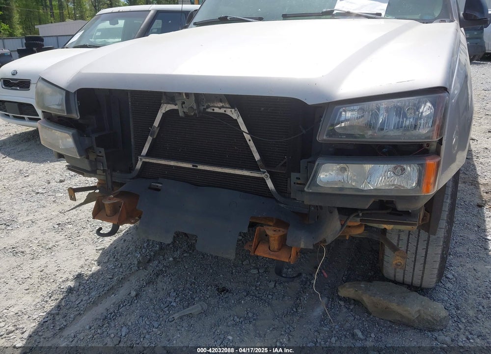 2004 CHEVROLET SILVERADO 1500 WORK TRUCK VIN: 2GCEC19V241308332
