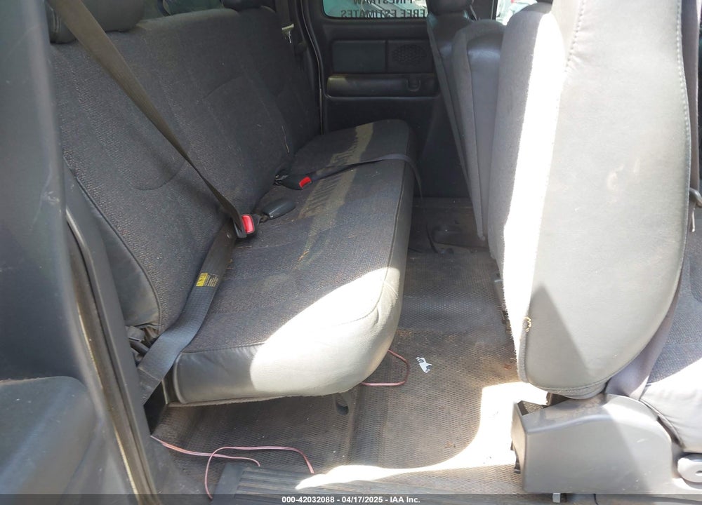 2004 CHEVROLET SILVERADO 1500 WORK TRUCK VIN: 2GCEC19V241308332