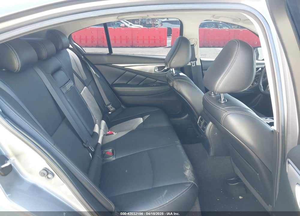 2014 INFINITI Q50 VIN: JN1BV7AR4EM700364
