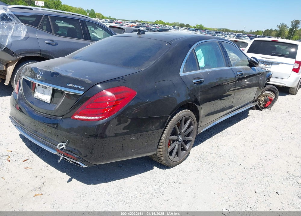 2015 MERCEDES-BENZ S VIN: WDDUG7JB1FA153579
