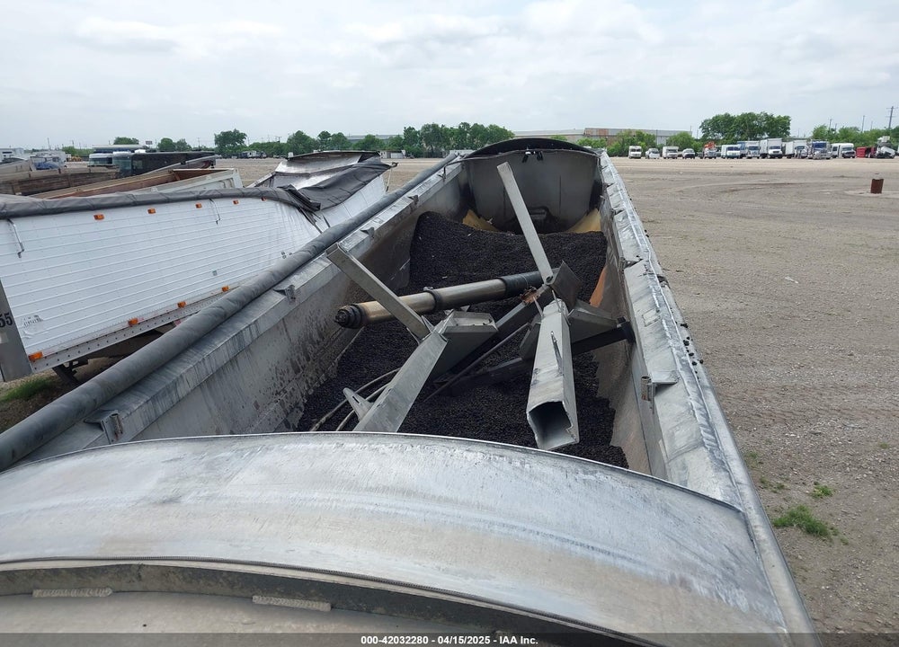 2005 EVERLITE INC DUMP TRAILER VIN: 1E9ED39265L185208