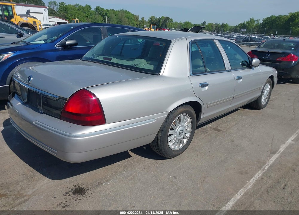 2009 MERCURY GRAND MARQUIS LS (FLEET ONLY) VIN: 2MEHM75V99X608438