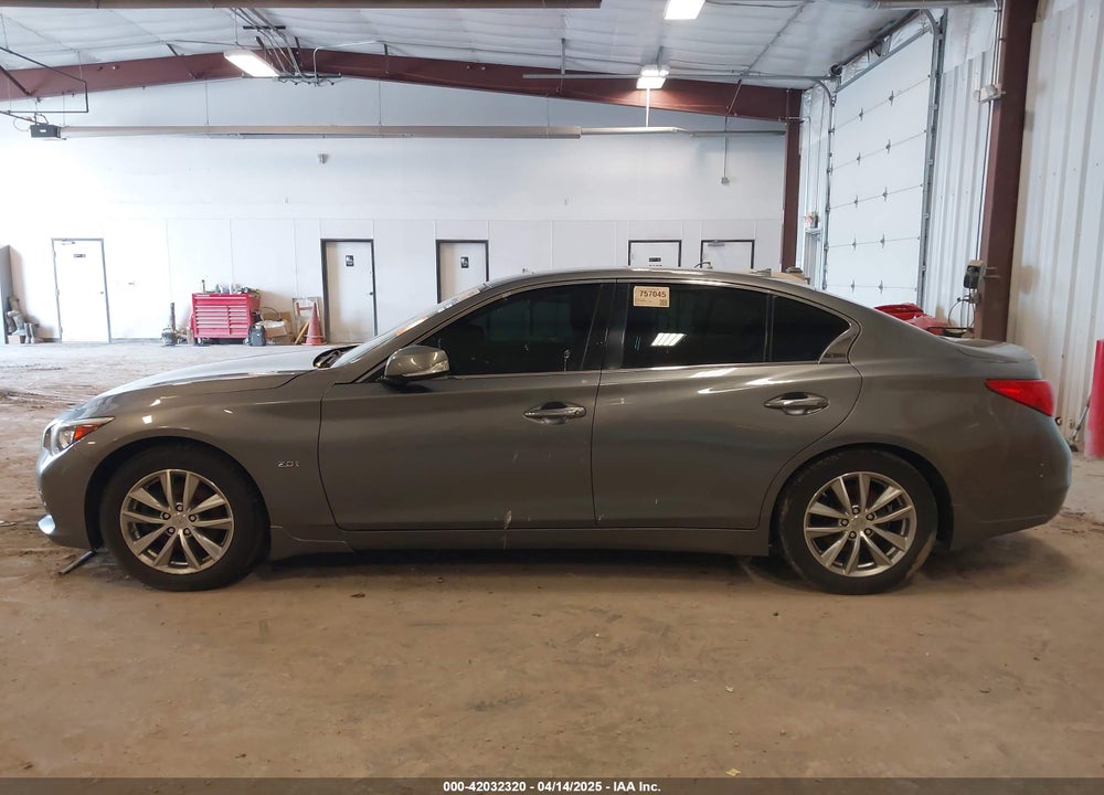 2017 INFINITI Q50 VIN: JN1CV7AR9HM680136
