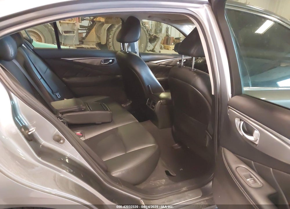 2017 INFINITI Q50 VIN: JN1CV7AR9HM680136