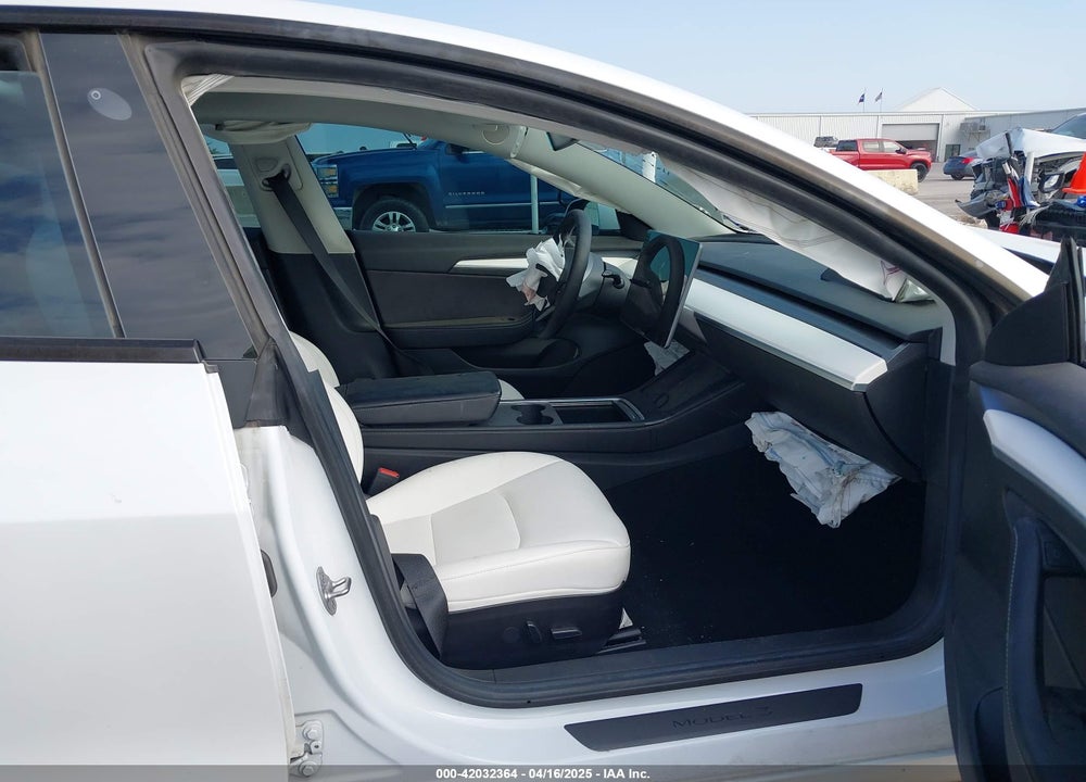 2022 TESLA MODEL 3 VIN: 5YJ3E1EC4NF134624