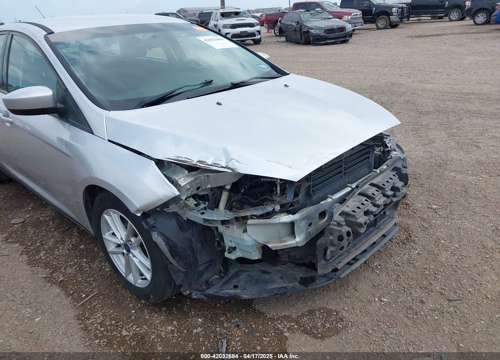 2018 FORD FOCUS SE VIN: 1FADP3F29JL328952