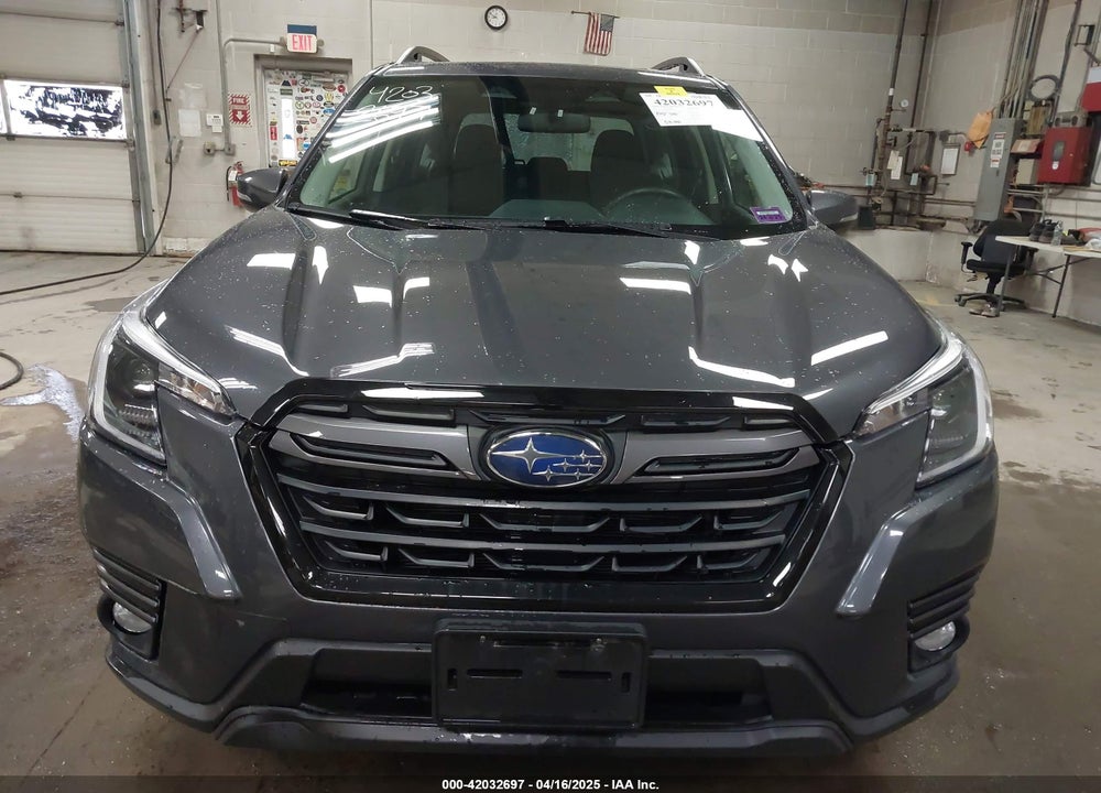 2023 SUBARU FORESTER VIN: JF2SKAPCXPH462037