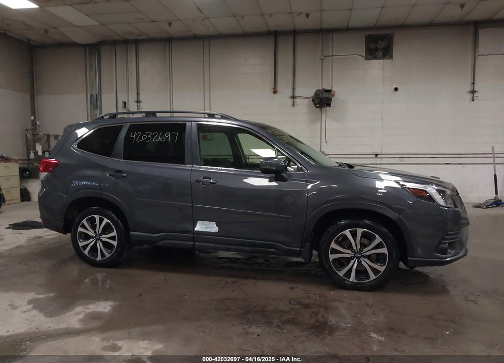 2023 SUBARU FORESTER VIN: JF2SKAPCXPH462037
