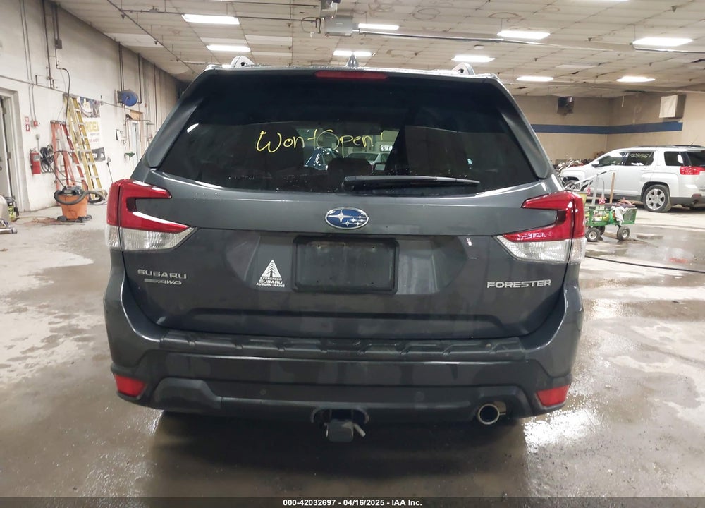 2023 SUBARU FORESTER VIN: JF2SKAPCXPH462037