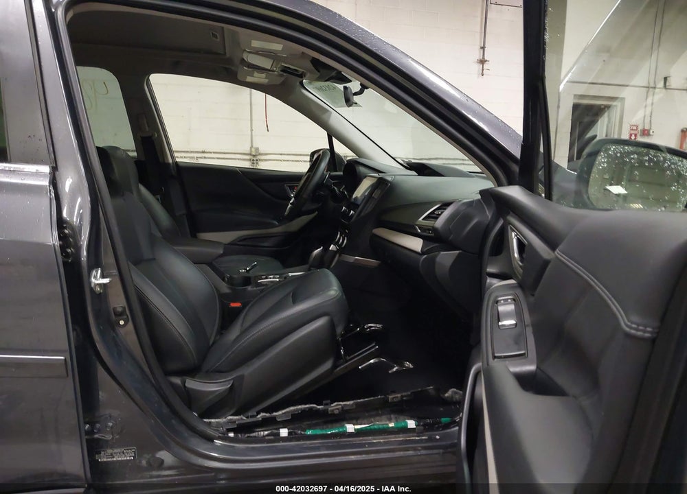 2023 SUBARU FORESTER VIN: JF2SKAPCXPH462037