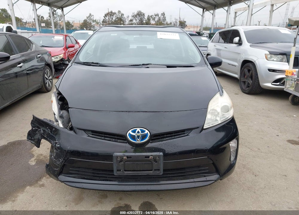 2013 TOYOTA PRIUS TWO VIN: JTDKN3DU2D5633472