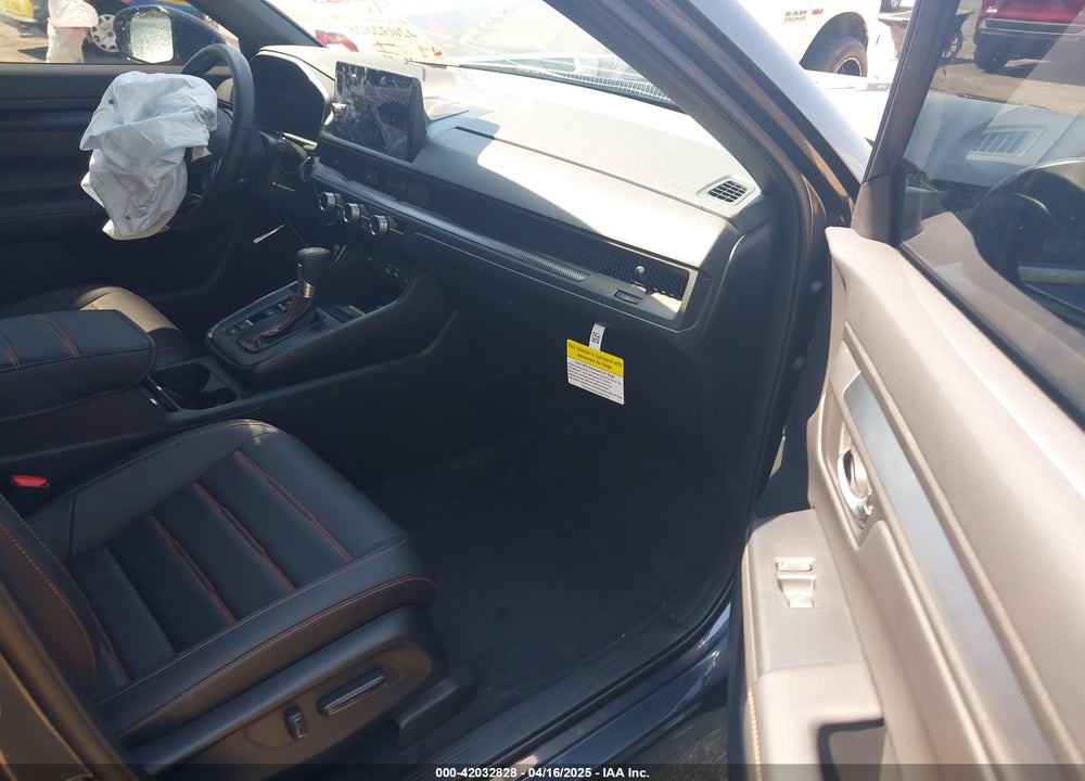 2025 HONDA CR-V SPORT-L VIN: 7FARS5H80SE012991