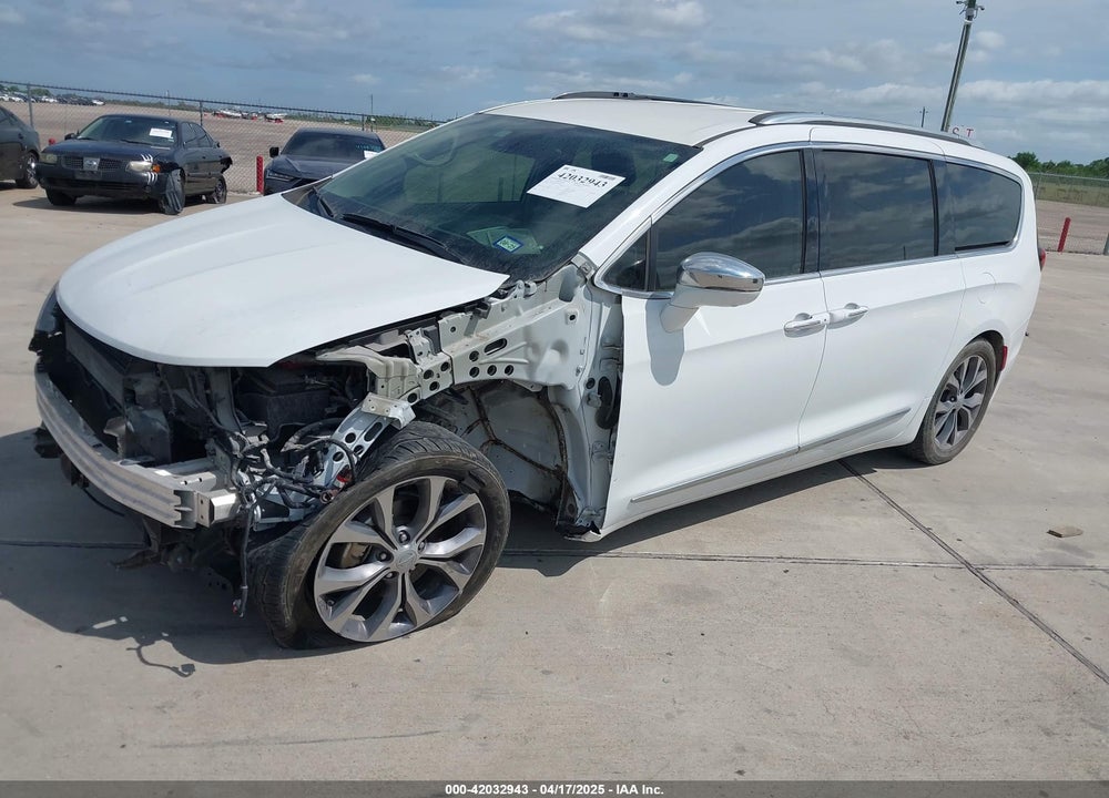 2017 CHRYSLER PACIFICA LIMITED VIN: 2C4RC1GG6HR704048