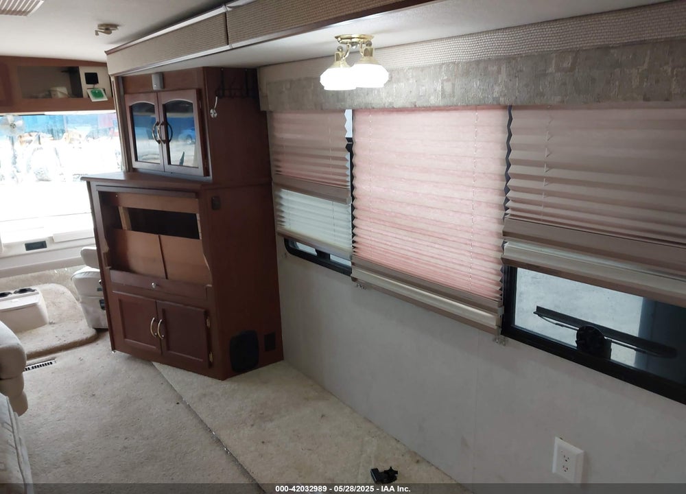 2005 WORKHORSE CUSTOM CHASSIS MOTORHOME CHASSIS VIN: 5B4MPA7G853397572