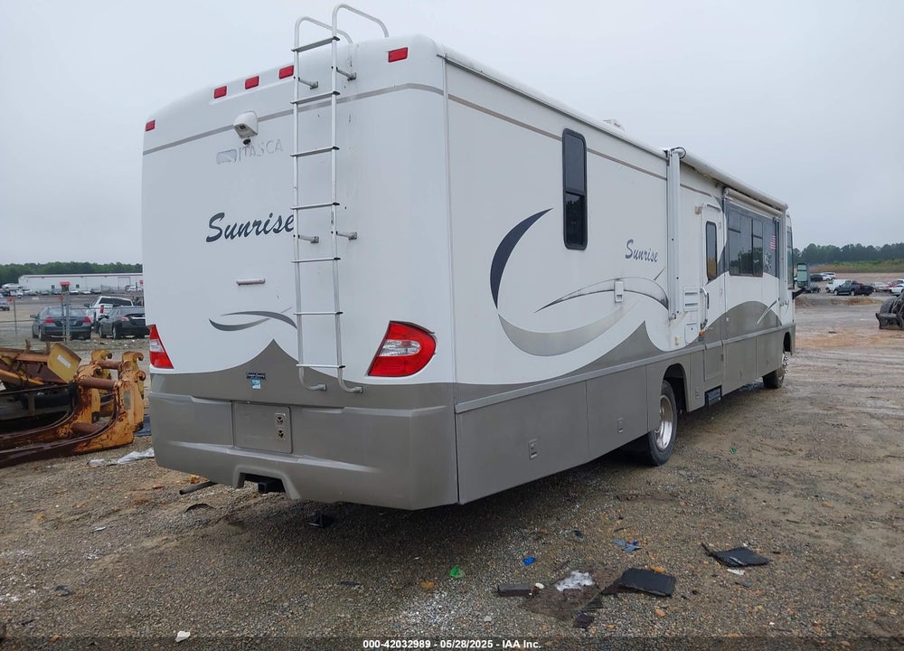 2005 WORKHORSE CUSTOM CHASSIS MOTORHOME CHASSIS VIN: 5B4MPA7G853397572