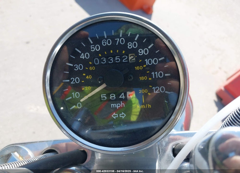 2000 SUZUKI VS800 VIN: JS1VS52A7Y2103137