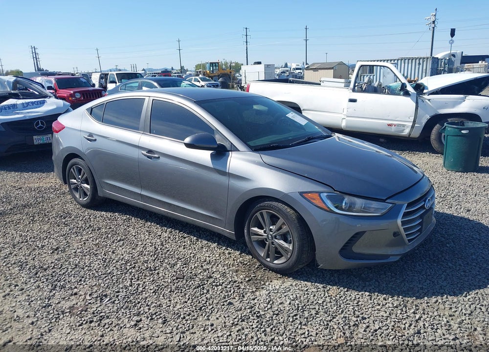 2018 HYUNDAI ELANTRA SEL VIN: 5NPD84LF6JH325922