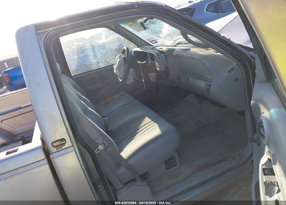 1998 GMC SIERRA 1500 VIN: 1GTEC14W0WZ553723