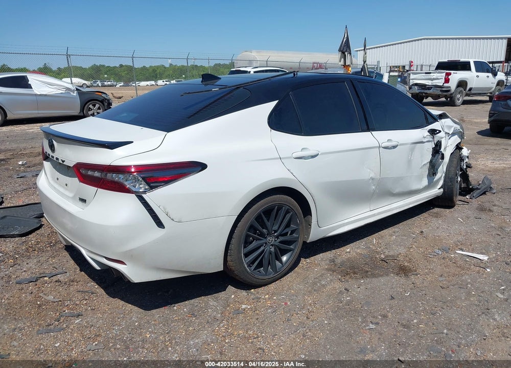 2022 TOYOTA CAMRY XSE VIN: 4T1K61AKXNU073823