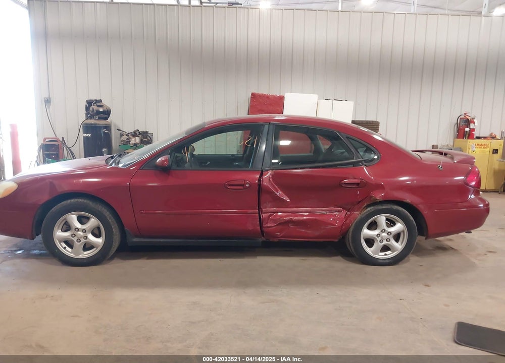 2002 FORD TAURUS SES VIN: 1FAFP55U82G148072