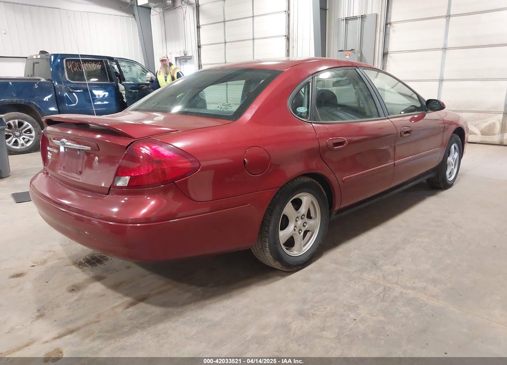2002 FORD TAURUS SES VIN: 1FAFP55U82G148072