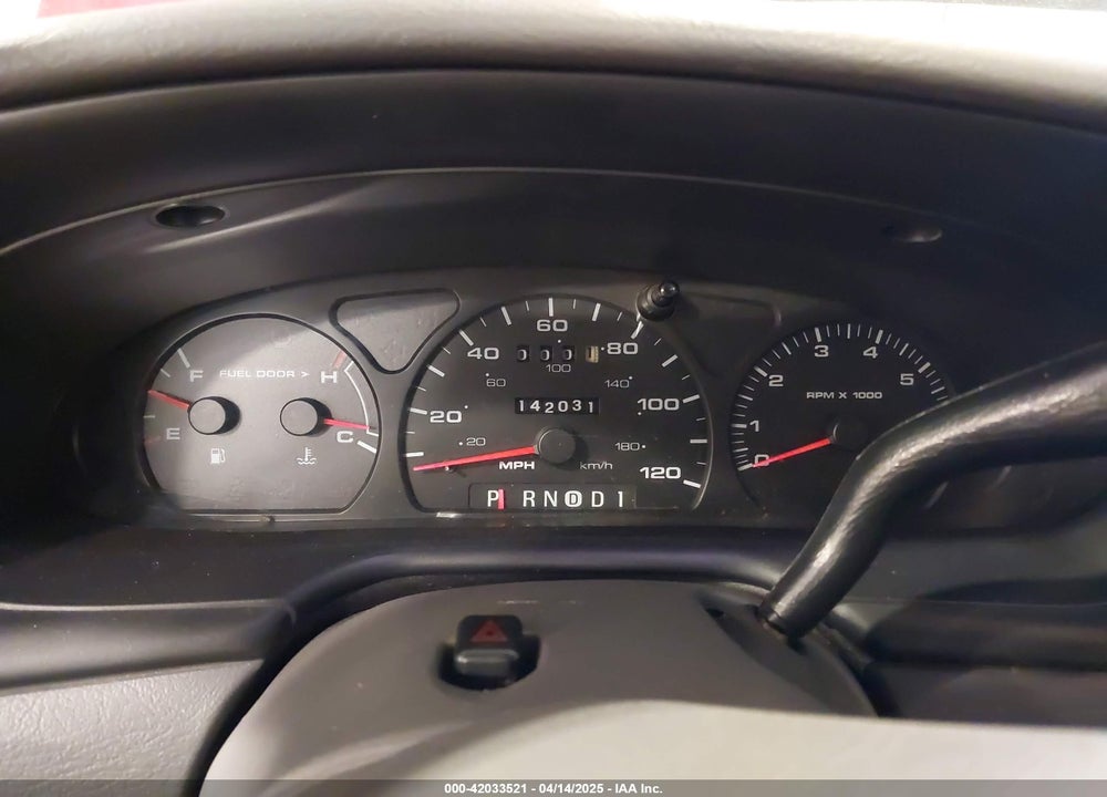 2002 FORD TAURUS SES VIN: 1FAFP55U82G148072