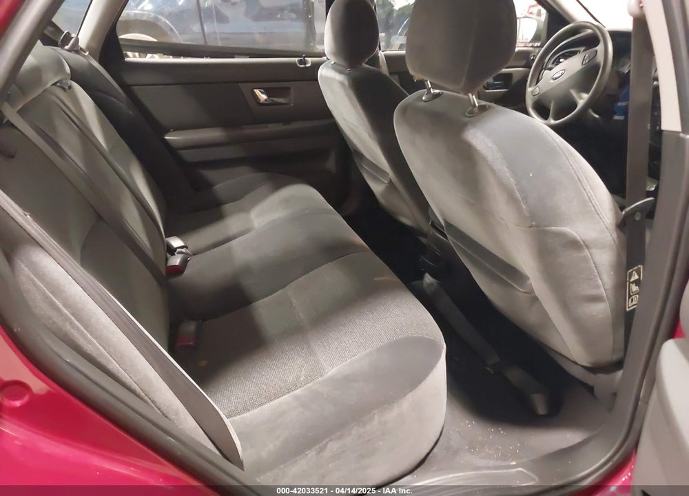 2002 FORD TAURUS SES VIN: 1FAFP55U82G148072