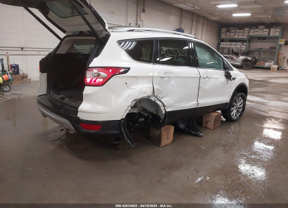 2018 FORD ESCAPE TITANIUM VIN: 1FMCU9J98JUC98435