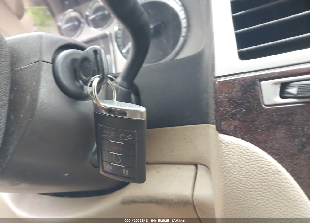 2013 CADILLAC ESCALADE VIN: 1GYS4CEF3DR182414