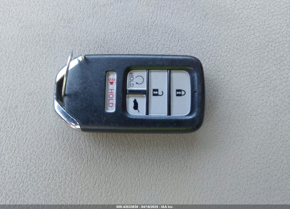 2018 HONDA CR-V VIN: 2HKRW2H51JH661056