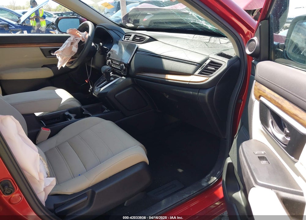 2018 HONDA CR-V VIN: 2HKRW2H51JH661056