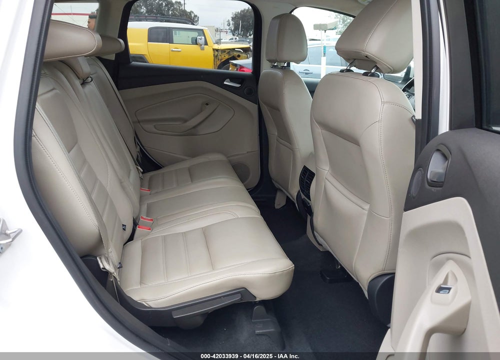2017 FORD ESCAPE SE VIN: 1FMCU0G95HUB53575