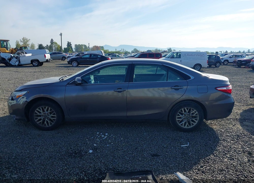 2017 TOYOTA CAMRY VIN: 4T1BF1FK4HU271925
